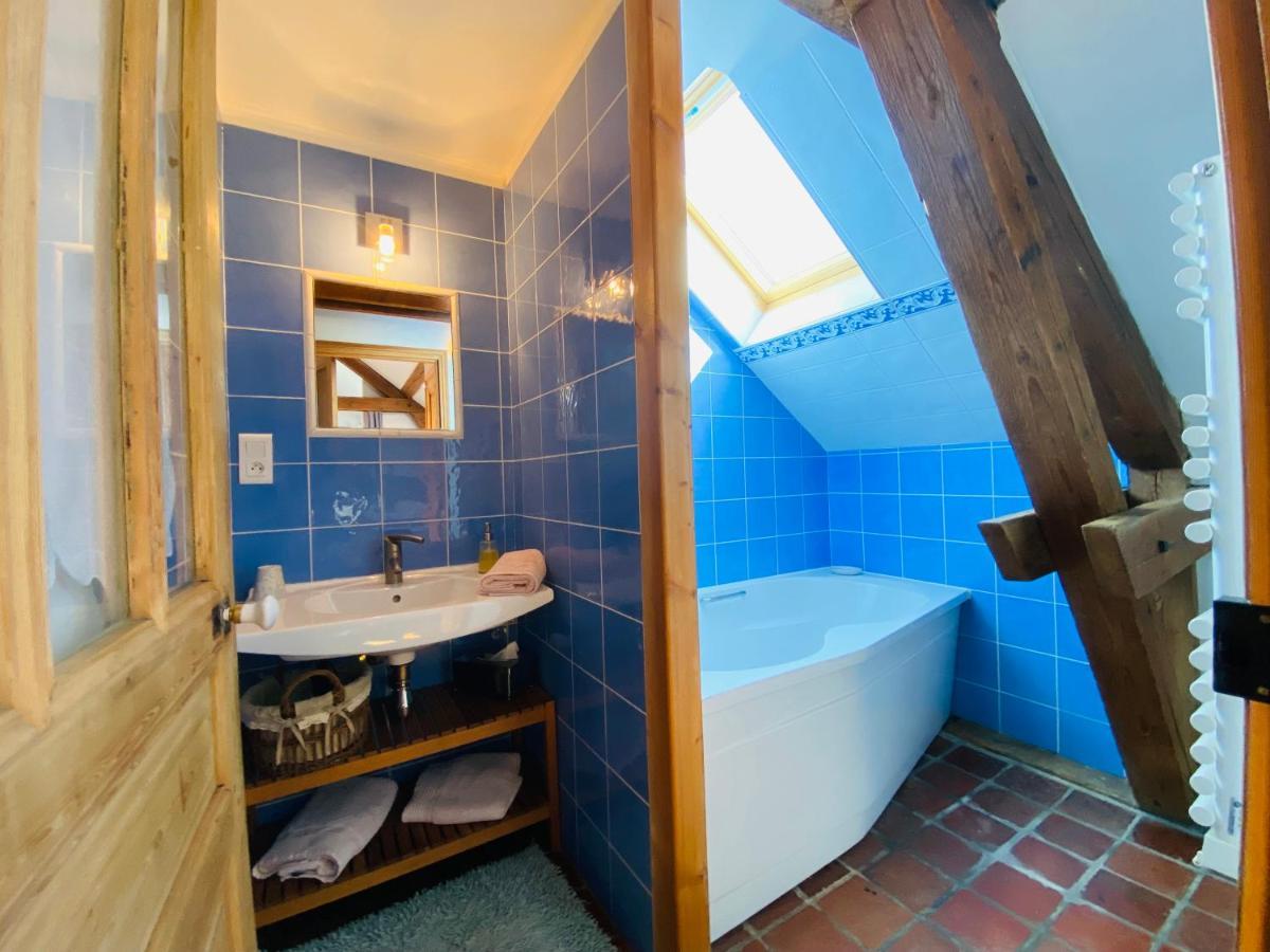 Bed and Breakfast Ferme De Montecouvez Crèvecoeur-sur-lʼEscaut Exterior foto