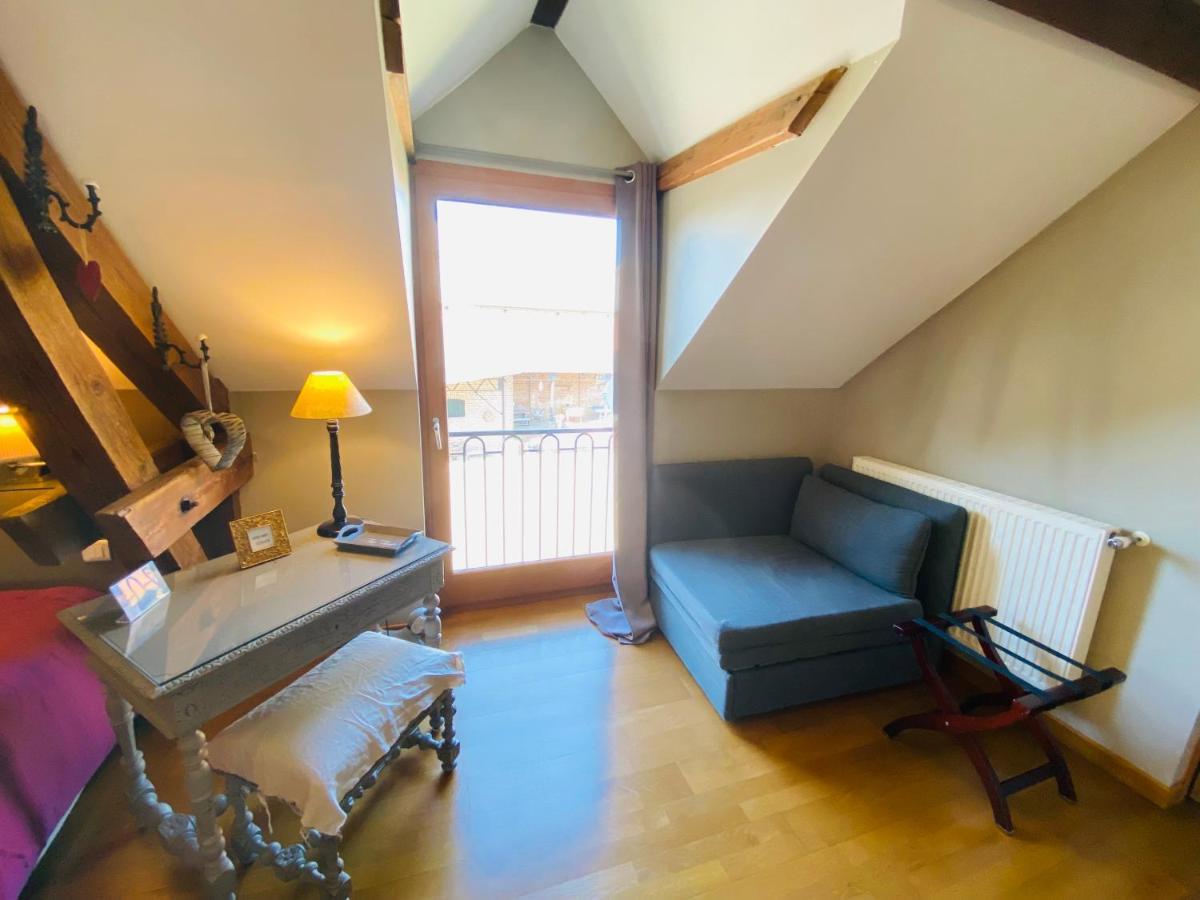 Bed and Breakfast Ferme De Montecouvez Crèvecoeur-sur-lʼEscaut Exterior foto