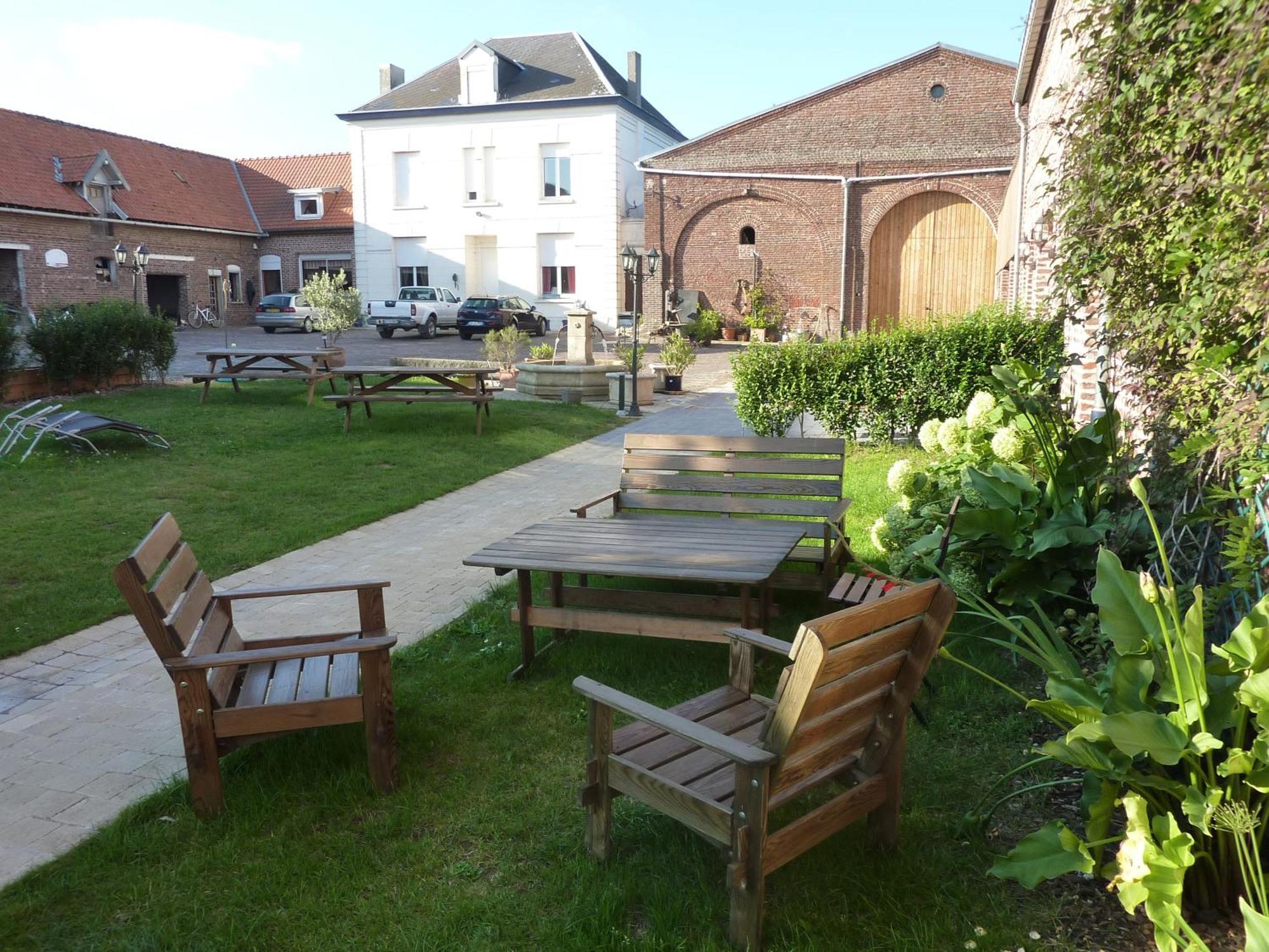 Bed and Breakfast Ferme De Montecouvez Crèvecoeur-sur-lʼEscaut Exterior foto